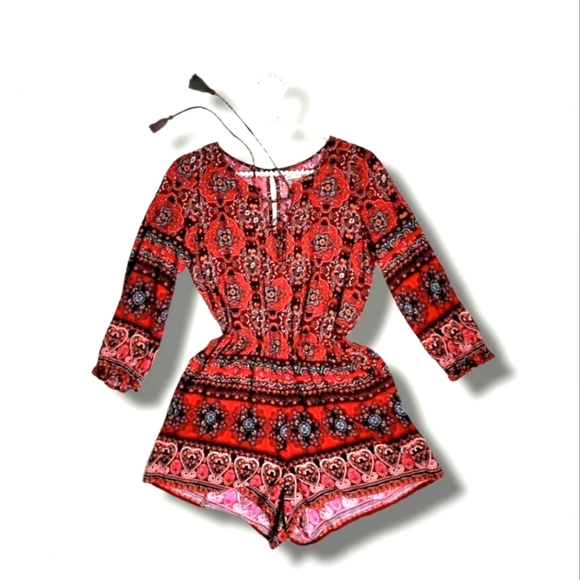 HOLLISTER Boho Romper - Picture 1 of 15